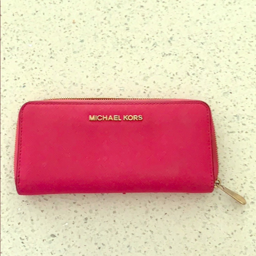 Michael Kors Pink Leather Wallet - like new!